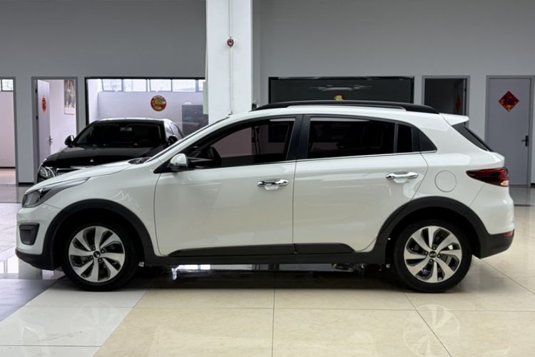 Used Kia KX Cross 2017 1.4L AT GLS Exterior 1