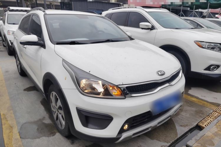 Used Kia KX Cross 2017 1.4L MT GLS Exterior 2