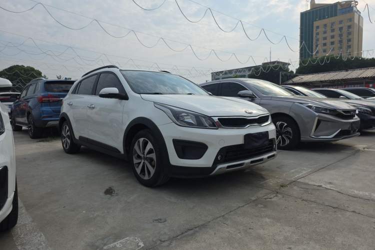 Used Kia KX Cross 2017 1.4L AT GLS Exterior 2