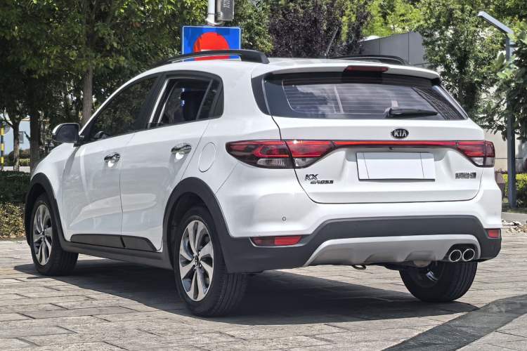 Used Kia KX Cross 2017 1.4L AT GLS Exterior 2