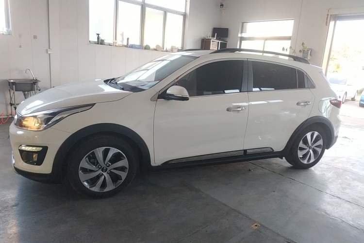 Used Kia KX Cross 2017 1.4L AT GLS Exterior 3