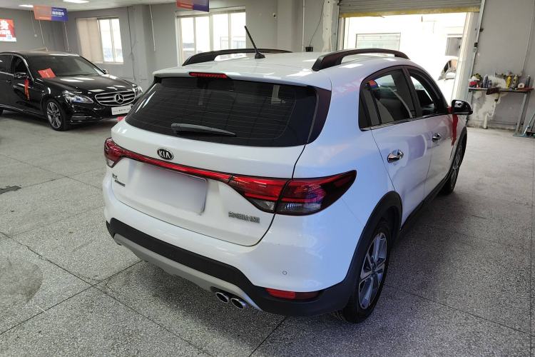 Used Kia KX Cross 2017 1.4L AT GLS Exterior 3