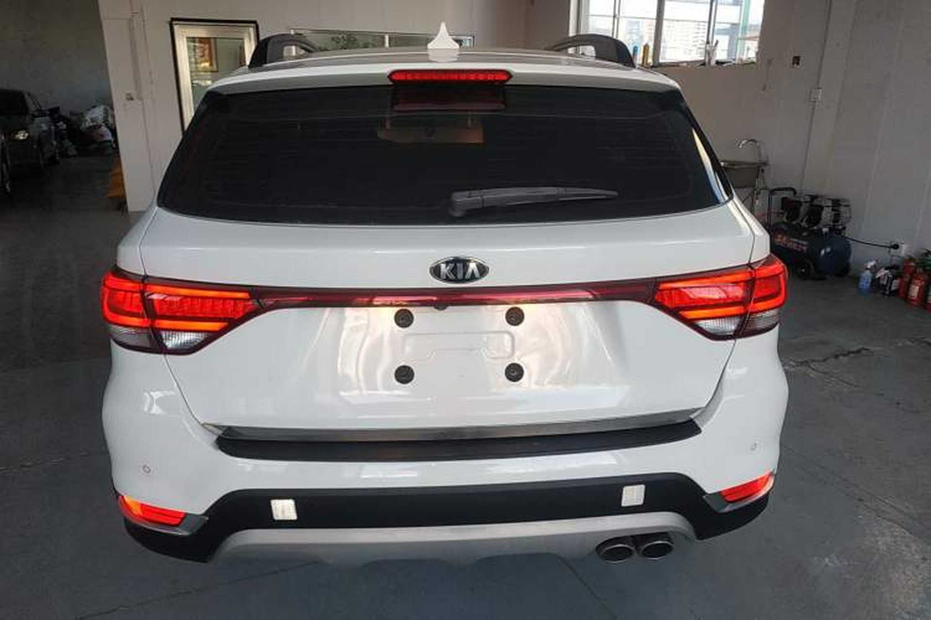 Used Kia KX Cross 2017 1.4L AT GLS Exterior 4