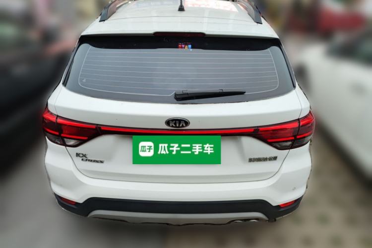 Used Kia KX Cross 2017 1.4L MT GLS Exterior 4