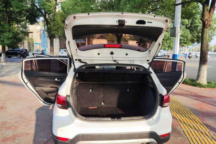 Used Kia KX Cross 2017 1.4L AT GLS Exterior 6