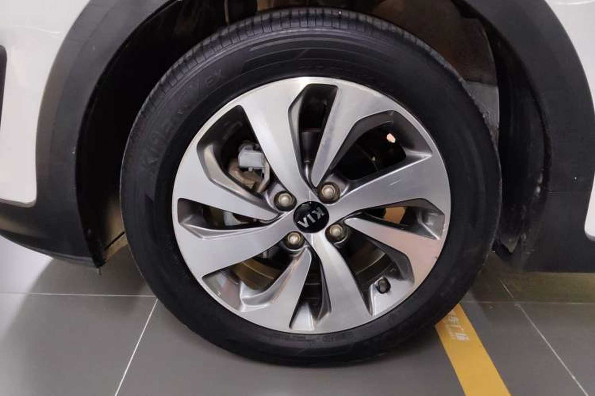 Used Kia KX Cross 2017 1.4L AT GLS Exterior 7