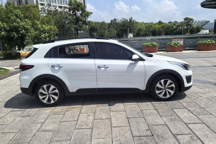 Used Kia KX Cross 2017 1.4L AT GLS Exterior 7