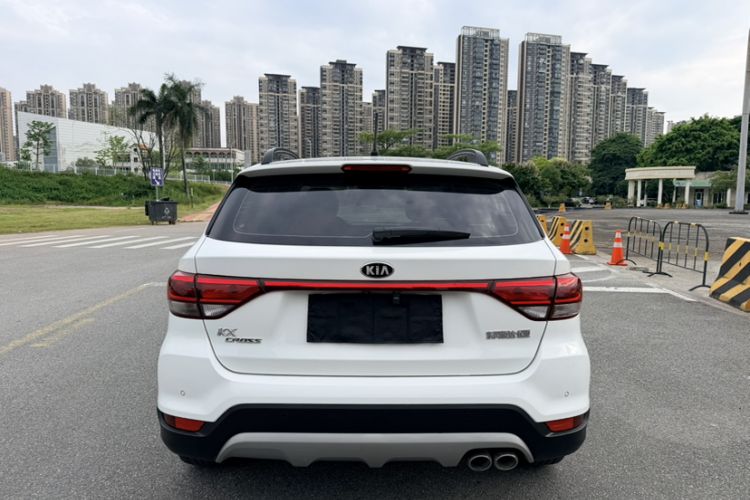 Used Kia KX Cross 2017 1.4L AT GLS Exterior 8