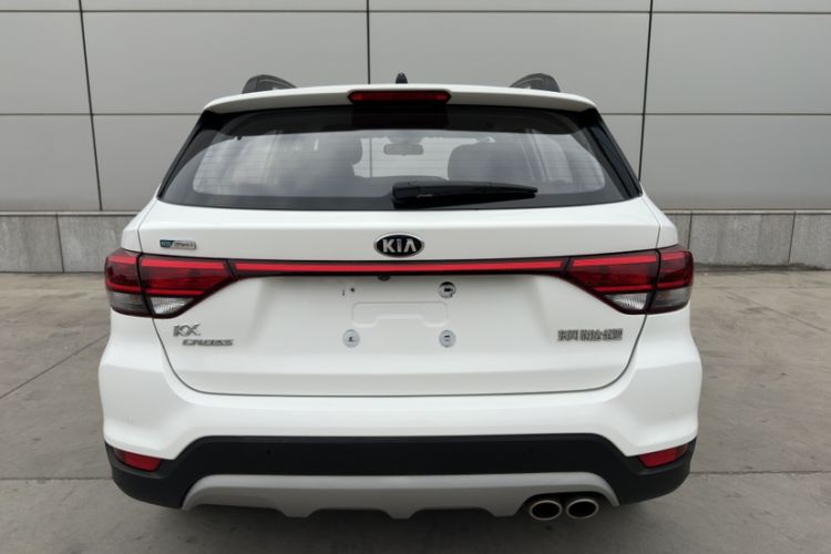 Used Kia KX Cross 2017 1.4L AT GLS Exterior 9