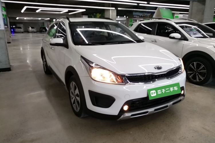 Used Kia KX Cross 2017 1.4L AT GLS Front Right 45 Deg