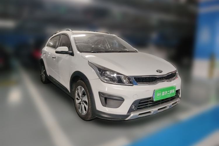 Used Kia KX Cross 2017 1.4L AT GLS Front Right 45 Deg