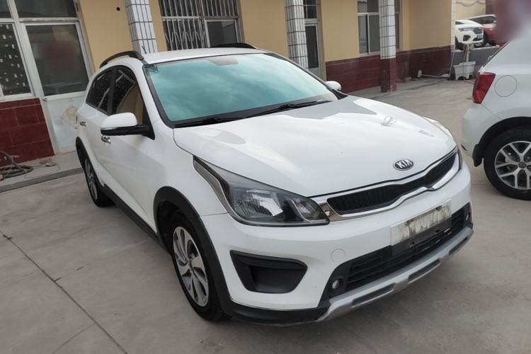 Used Kia KX Cross 2017 1.4L AT GLS Front Right 45 Deg