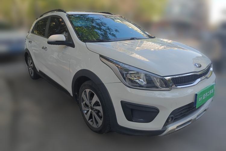 Used Kia KX Cross 2017 1.4L AT GLS Front Right 45 Deg