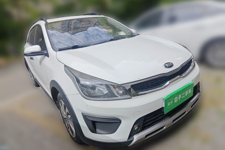 Used Kia KX Cross 2017 1.4L AT GLS Front Right 45 Deg