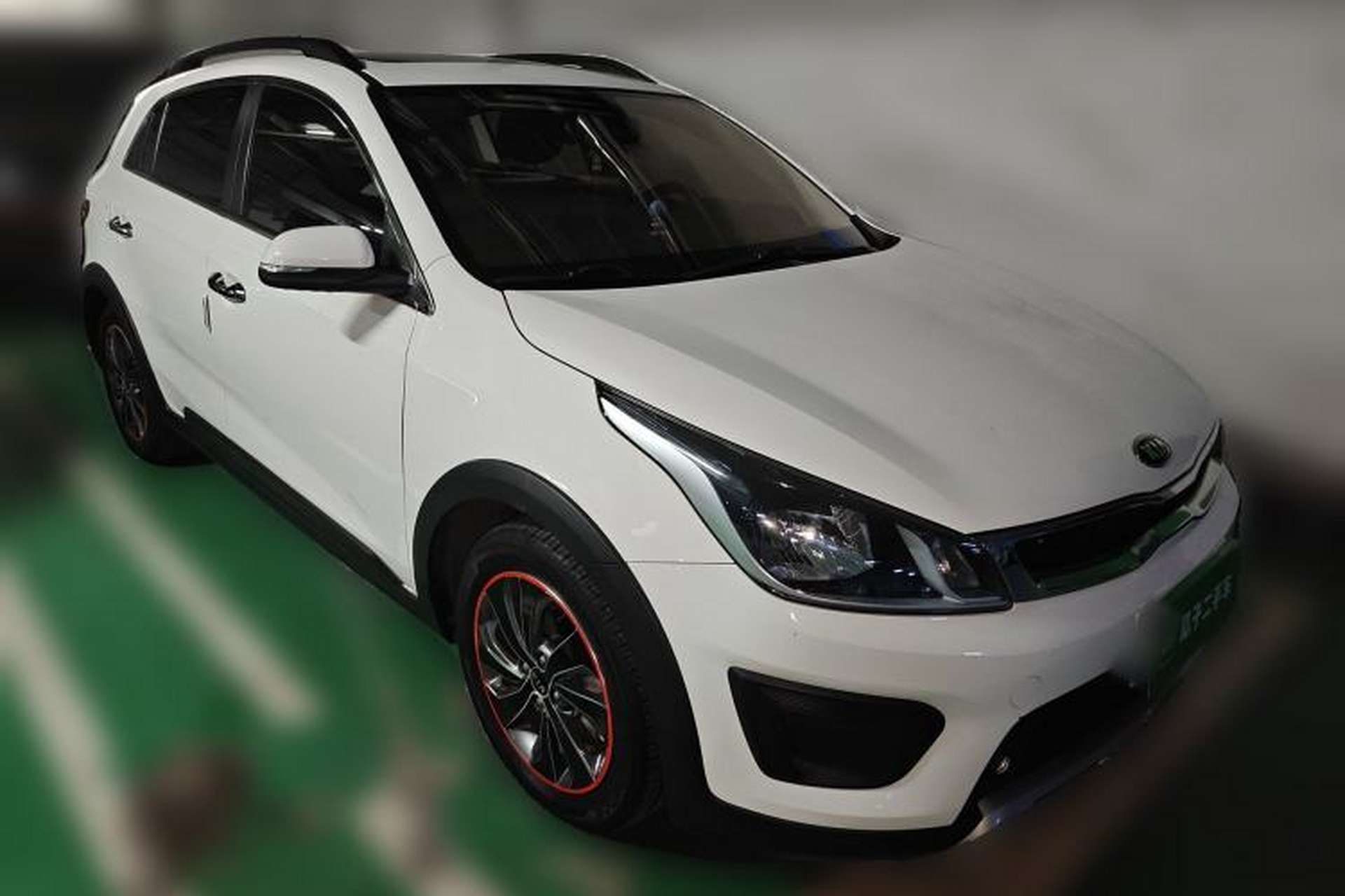 Used Kia KX Cross 2017 1.4L AT GLS Front Right 45 Deg