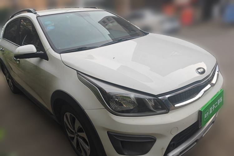 Used Kia KX Cross 2017 1.4L AT GLS Front Right 45 Deg