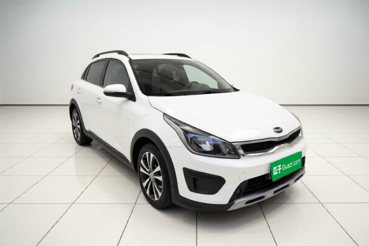 Used Kia KX Cross 2017 1.4L MT GLS Front Right 45 Deg