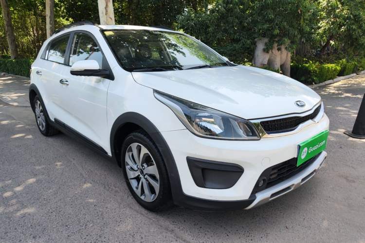 Used Kia KX Cross 2017 1.4L AT GLS Front Right 45 Deg