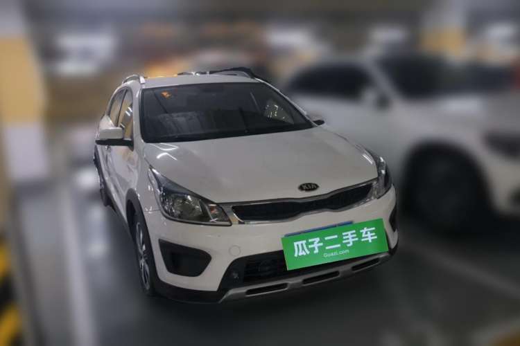 Used Kia KX Cross 2017 1.4L AT GLS Front Right 45 Deg