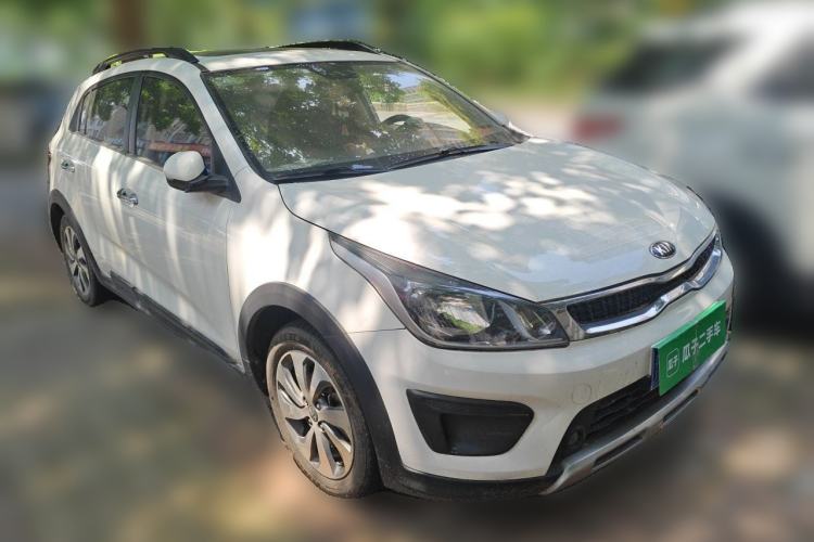 Used Kia KX Cross 2017 1.4L AT GLS Front Right 45 Deg