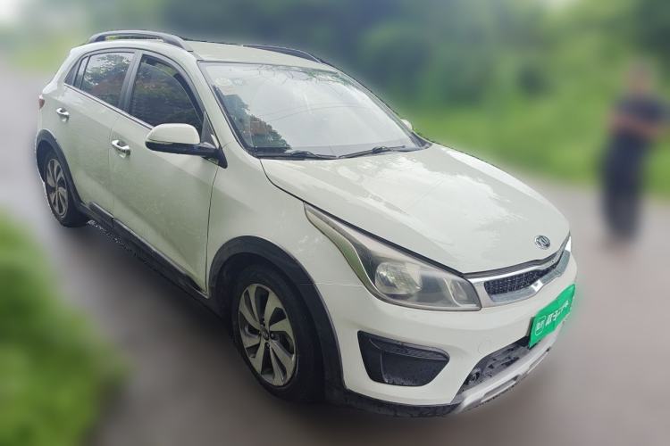 Used Kia KX Cross 2017 1.4L AT GLS Front Right 45 Deg