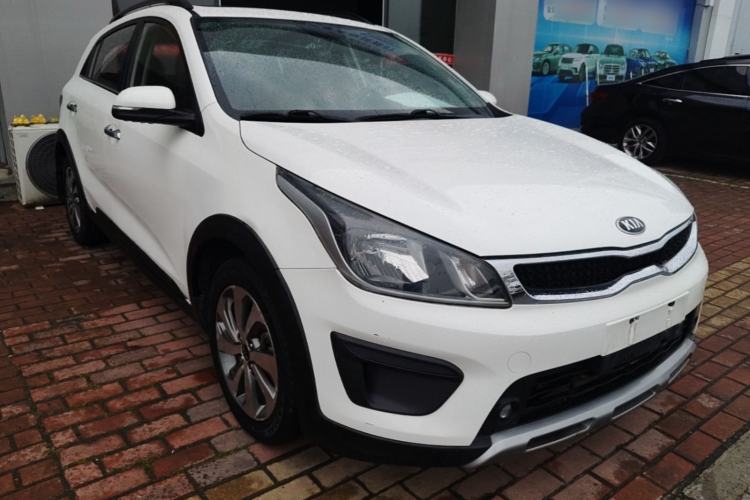 Used Kia KX Cross 2017 1.4L AT GLS Front Right 45 Deg