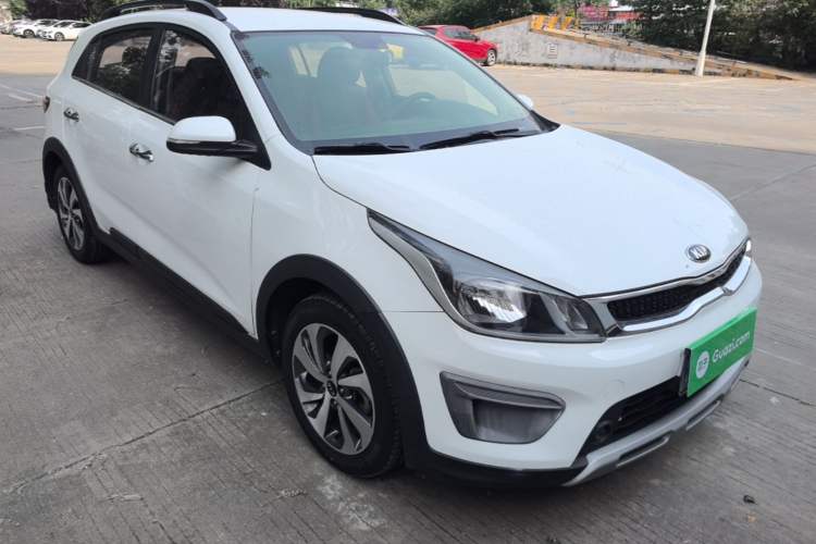 Used Kia KX Cross 2017 1.4L AT GLS Front Right 45 Deg
