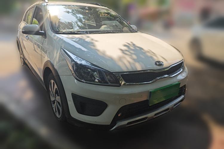 Used Kia KX Cross 2017 1.4L AT GLS Front Right 45 Deg