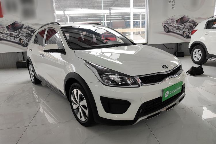 Used Kia KX Cross 2017 1.4L AT GLS Front Right 45 Deg