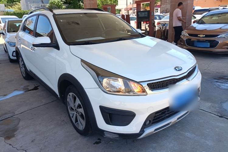 Used Kia KX Cross 2017 1.4L AT GLS Front Right 45 Deg
