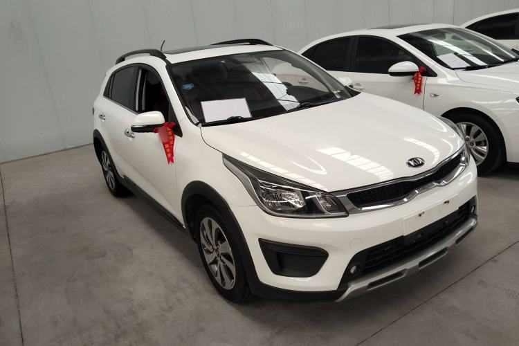 Used Kia KX Cross 2017 1.4L AT GLS Front Right 45 Deg