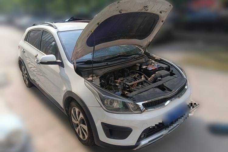 Used Kia KX Cross 2017 1.4L AT GLS Front Right 45 Deg