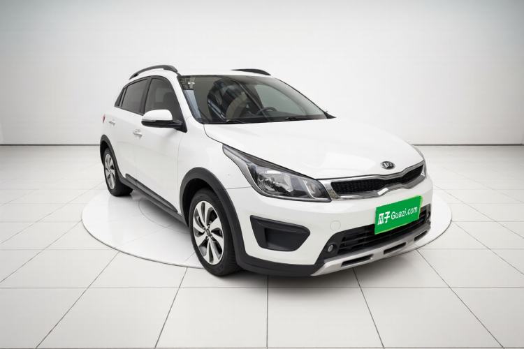 Used Kia KX Cross 2017 1.4L AT GLS Front Right 45 Deg