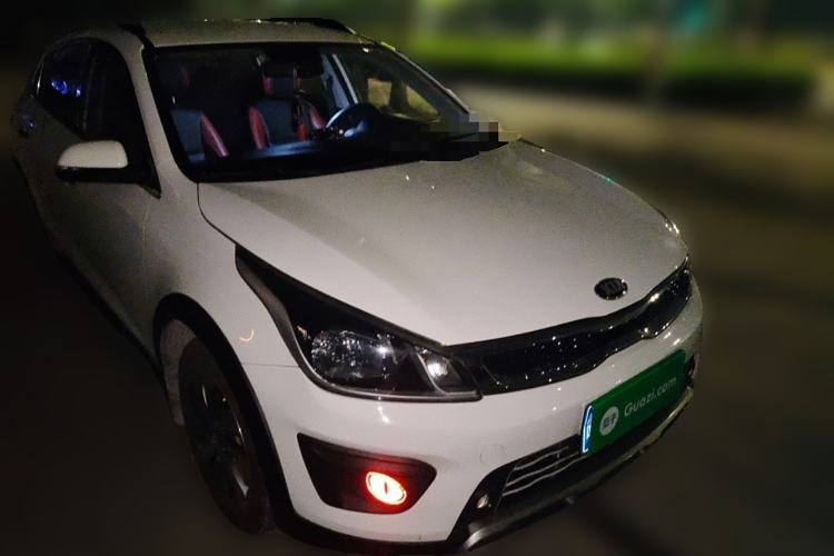 Used Kia KX Cross 2017 1.4L AT GLS Front Right 45 Deg