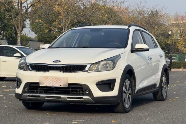 Used Kia KX Cross 2017 1.4L MT GLS