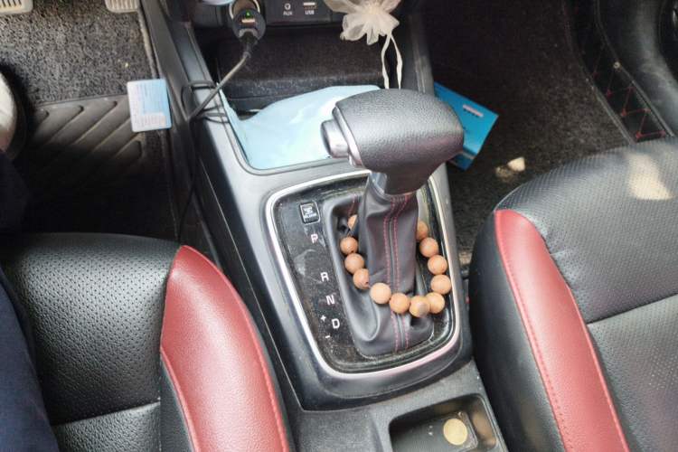 Used Kia KX Cross 2017 1.4L AT GLS Gear Lever