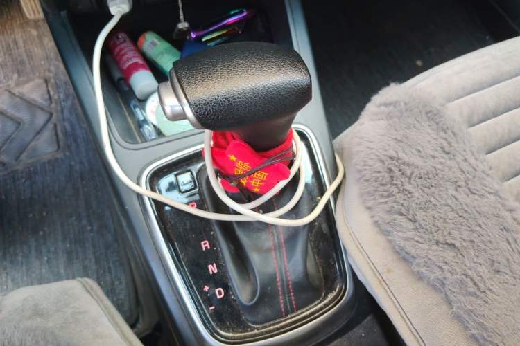 Used Kia KX Cross 2017 1.4L AT GLS Gear Lever