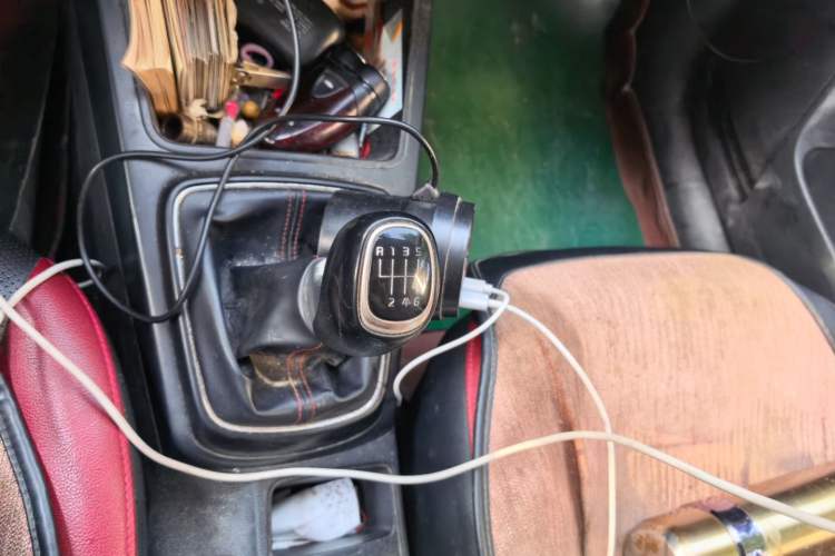 Used Kia KX Cross 2017 1.4L MT GLS Gear Lever