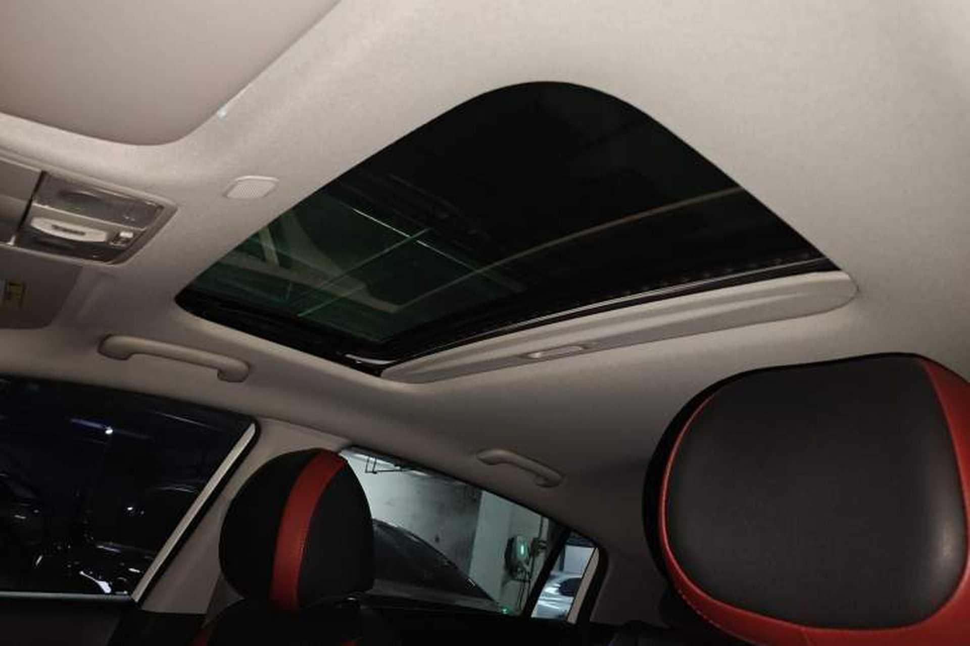 Used Kia KX Cross 2017 1.4L AT GLS Headliner