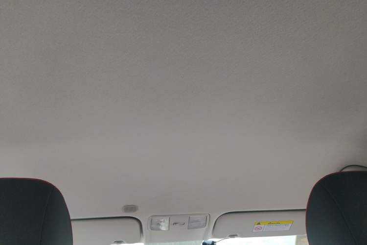 Used Kia KX Cross 2017 1.4L AT GLS Headliner