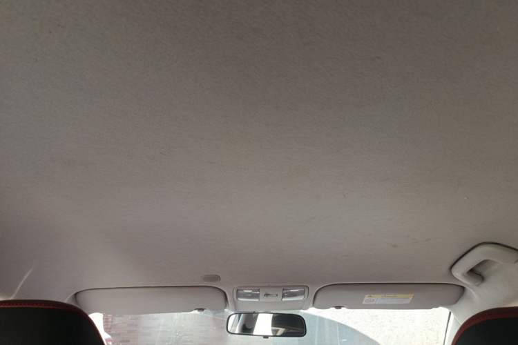 Used Kia KX Cross 2017 1.4L AT GLS Headliner
