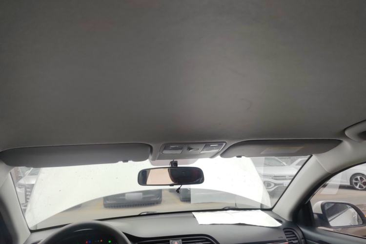 Used Kia KX Cross 2017 1.4L MT GLS Headliner