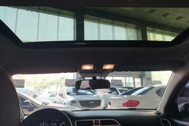 Used Kia KX Cross 2017 1.4L AT GLS Headliner