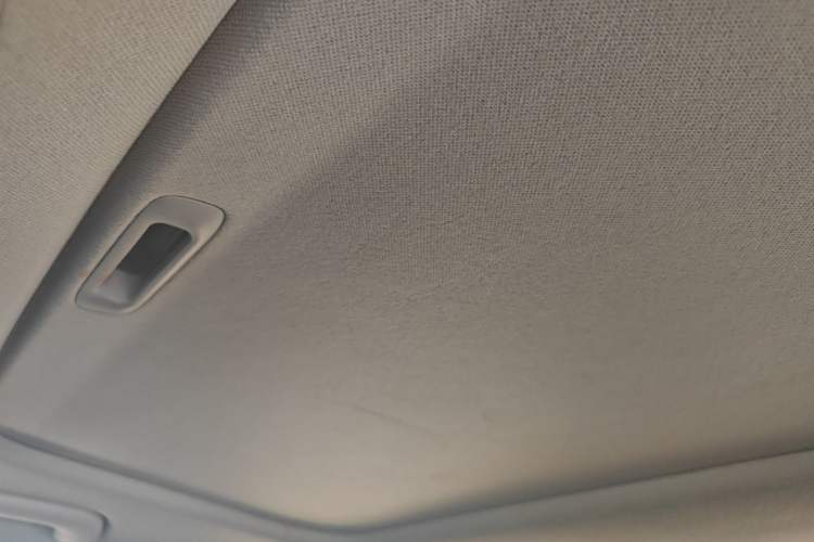 Used Kia KX Cross 2017 1.4L AT GLS Headliner