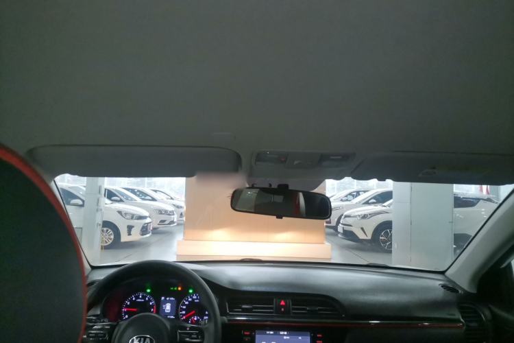 Used Kia KX Cross 2017 1.4L AT GLS Headliner