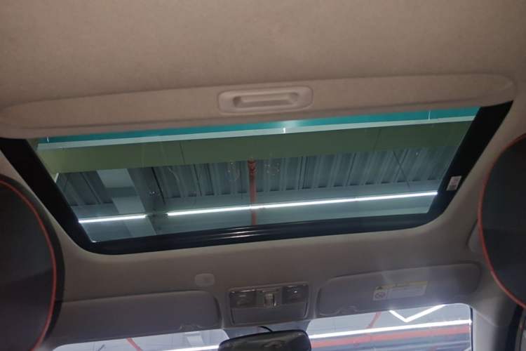 Used Kia KX Cross 2017 1.4L AT GLS Headliner