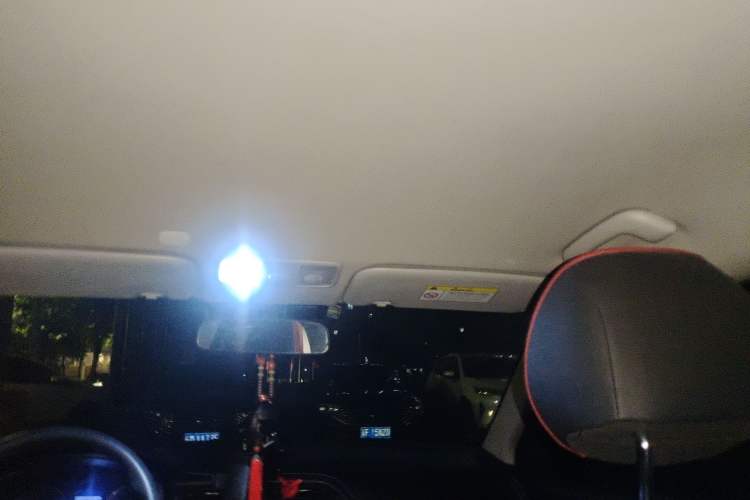 Used Kia KX Cross 2017 1.4L AT GLS Headliner