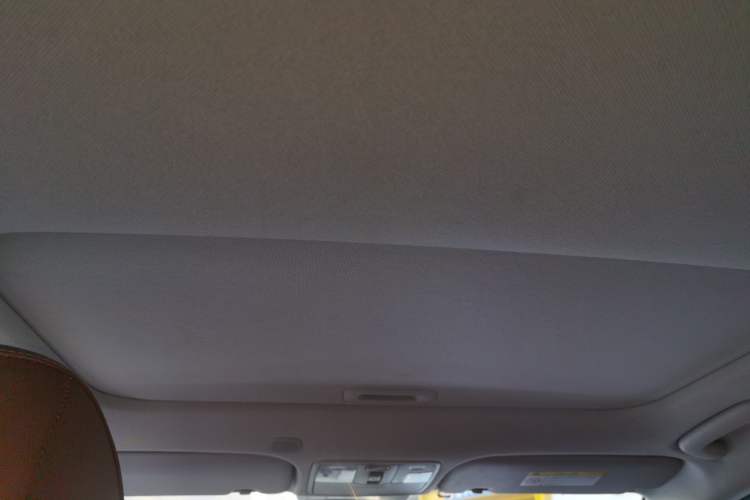 Used Kia KX Cross 2017 1.4L AT GLS Headliner