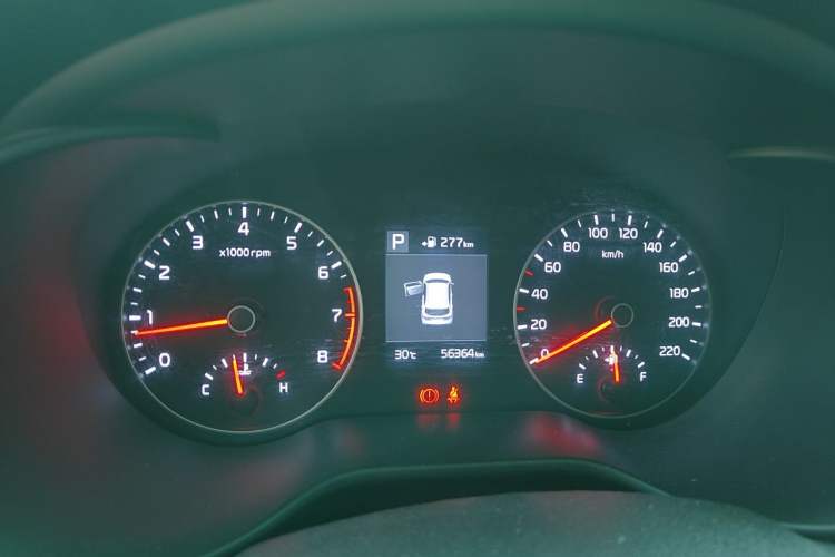 Used Kia KX Cross 2017 1.4L AT GLS Instrument Cluster