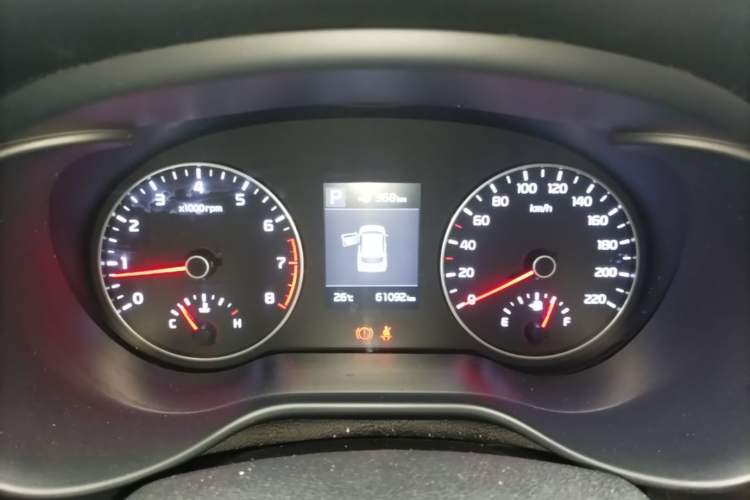 Used Kia KX Cross 2017 1.4L AT GLS Instrument Cluster